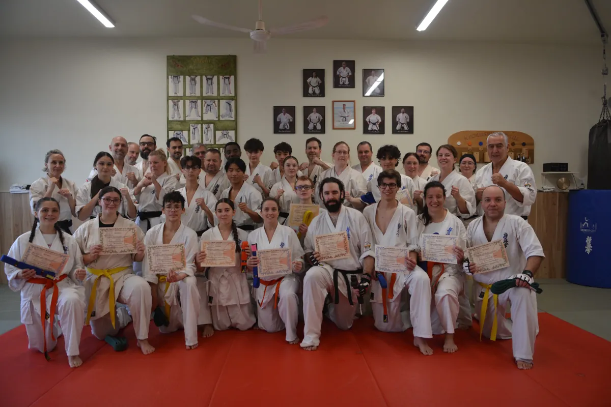 Cours de karaté pour ados et adultes